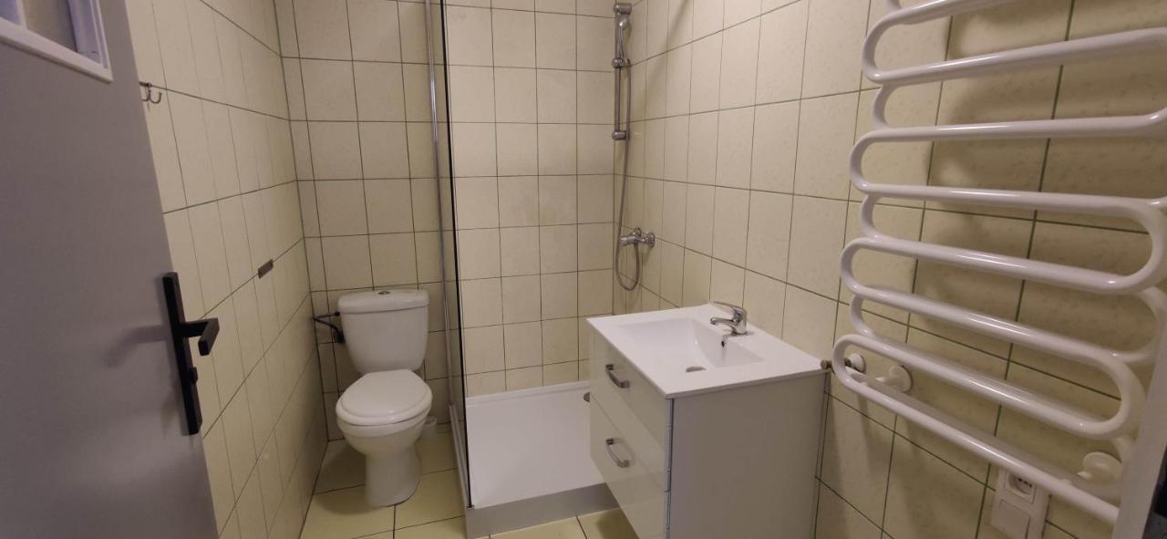 Tanie Spanie Na Naramowicach- Zameldowanie Bezobslugowe - Poznan Exterior photo
